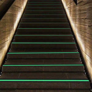 Cinta de Seguridad Antideslizante Luminosa de 50 mm x 5 m, Activada por Agua, de Acrílico, para Escaleras - Product Image 5