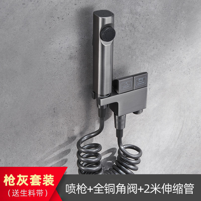 A (ชุดสูทสีเทาปืน)