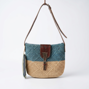 Sac à bandoulière/bandoulière en paille raphia bicolore tendance avec fermeture éclair pour les voyages et l'usage quotidien - Product Image 1