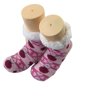 Chaussettes de yoga d'intérieur de haute qualité Chaussettes antidérapantes Chaussettes personnalisées avec fourrure à l'intérieur pour une protection contre la chaleur et le glissement - Product Image 6