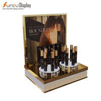 Présentoir de bureau de conception personnalisée en gros avec présentoir cosmétique de maquillage de parfum de lumière de LED pour le magasin de détail