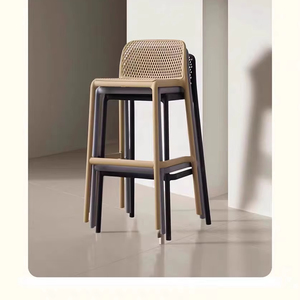 Taburete <span class=keywords><strong>de</strong></span> Bar <span class=keywords><strong>de</strong></span> plástico apilable <span class=keywords><strong>de</strong></span> diseño moderno con respaldo bajo y taburete <span class=keywords><strong>de</strong></span> mostrador sin brazos para muebles <span class=keywords><strong>de</strong></span> bar para el hogar interior y exterior - Product Image 1