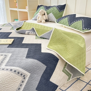 Cotton Quilted Bed Sheet <b>Set</b> Floral Pattern Non-Slip Three Piece All Season Home Use - Product Image 4