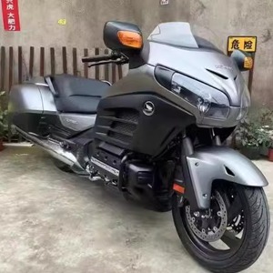 Moto à pédales <span class=keywords><strong>HONDA</strong></span> importée, <span class=keywords><strong>Gold</strong></span> <span class=keywords><strong>Wing</strong></span> 1800 Cruise avec moteur de <span class=keywords><strong>1000</strong></span>-1500 cm³, vitesse >80 km/h, moteur à balais CN/GUA - Product Image 4