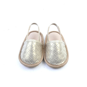 Verano nuevo estilo niñas Baotou hueco dulce princesa Zapatos Niño suela suave sandalias tejidas - Product Image 5