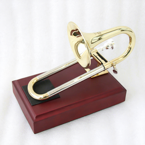 Cadeau d'anniversaire enfants laiton Piccolo <span class=keywords><strong>Trombone</strong></span> haut Sib or finition laque toboggan trompette pour orchestre <span class=keywords><strong>pas</strong></span> <span class=keywords><strong>cher</strong></span> Piccolo <span class=keywords><strong>Trombone</strong></span> - Product Image 1