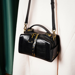 Sac à main horizontal en cuir de vachette pleine fleur, style rétro japonais et coréen, petit sac à main en cuir véritable pour femme, à porter à l'épaule - Product Image 3