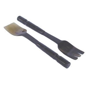 Ensemble de salade en corne de buffle de haute qualité Autres styles également disponibles Vaisselle Ensembles de salade artisanale en corne d'Inde - Product Image 1