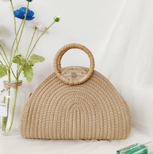 Nouvel arrivage de sacs fourre-tout tressés en <span class=keywords><strong>corde</strong></span> de coton <span class=keywords><strong>sac</strong></span> à bandoulière en forme de coquille de grande capacité sacs à <span class=keywords><strong>main</strong></span> de vacances faits à la <span class=keywords><strong>main</strong></span> avec poignée ronde - Product Image 3