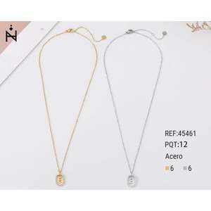 Collier avec pendentif lettre E en diamant 10x15 cm, chaîne en acier argenté doré - Product Image 1