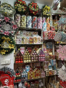 Nhà sản xuất bán buôn cây thông Noel nhân tạo chất lượng cao, tùy chỉnh, chất liệu PE PVC pha trộn, có đèn LED, tùy chỉnh chất liệu PET - Product Image 6