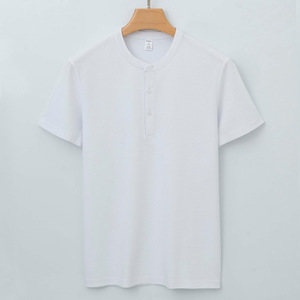 เสื้อยืดทรงสลิมฟิตสำหรับผู้ชายพร้อมกระดุมผ่าครึ่งหน้ามีเอกลักษณ์สไตล์กึ่งเปิดด้านหน้าผสมผสานสบายสำหรับเป็นชั้น - Product Image 2