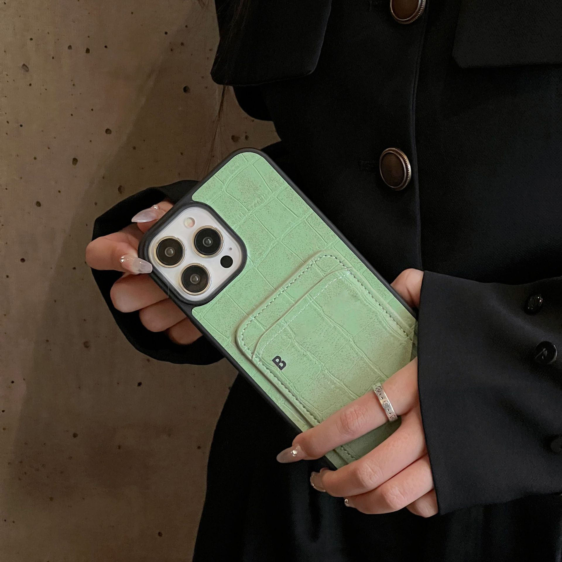 เรืองแสงสีเขียว