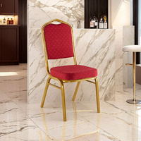 Chaise de restaurant fabriquée en usine en Chine Chaise de salle d'événement robuste et résistante Chaise de banquet empilable à cadre doré en métal à vendre