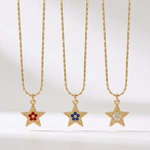 yunnique Luxury Women's Star Pendant Necklace 18K Gold Plated Stainless Steel Zircon Inlay Gift Jewelry for Leisure - Product Image 1