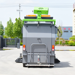 Nouvelle balayeuse de rue électrique compacte autopropulsée 48V à batterie, nettoyage haute pression, autonomie de 4 à 6 heures - Product Image 4