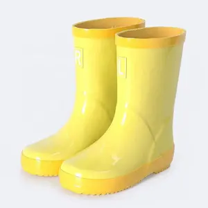 Bán buôn chống trượt mềm mại thoải mái bền không thấm nước trẻ em màu vàng wellies cao su rainboots