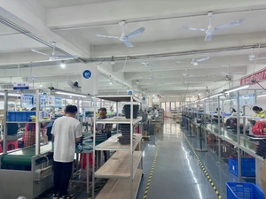 ไฟถนนโซลาร์เซลล์ออลอินวัน 100W 200W 300W 400W พร้อมหลอด LED ในตัว (เลือกได้) - Product Image 1