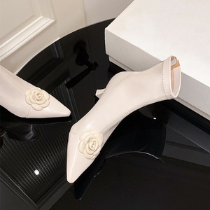 Bottines classiques en peau de mouton Camellia, talons hauts, bout pointu, fermeture éclair arrière, couleur unie, décontractées, élégantes, grandes tailles - Product Image 5