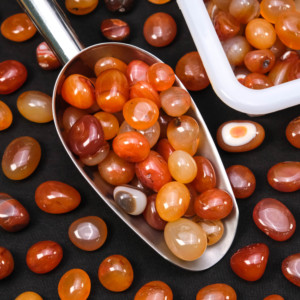 Pierres de paume en sardonyx polies en gros, pierres de reiki, pierres de souci, agate rouge naturelle, pierres de <span class=keywords><strong>poche</strong></span> plates - Product Image 4