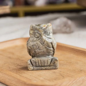 Natuurlijk gepolijste kristallen uilcarving van verschillende materialen, kleine maat, op maat gemaakt voor heling en huisdecoratie - Product Image 5