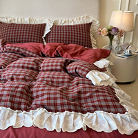 Ensemble de quatre pièces en dentelle moderne coréenne au design rétro Housse de couette Literie Double face Simple et élégant Ensemble de housse de couette à volants