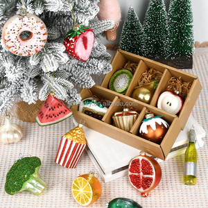 Fournisseur en gros d'ornements de Noël en verre faits à la main multicolores (pomme, poire, pastèque, fraise) pour la décoration d'arbre - Product Image 4