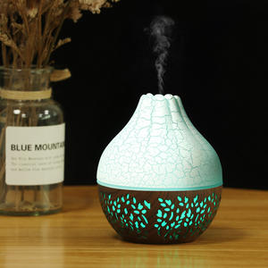 Diffuseur d'arômes YX-019 Série Crack 130ML, mini humidificateur USB pour la maison et le bureau, avec design craquelé et motif microporeux - Product Image 4