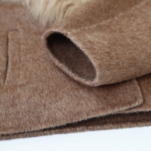 Женское кашемировое пальто с меховым воротником - Product Image 3