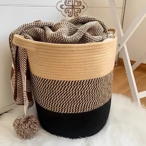 Cesto de ropa sucia grande y alto con logotipo personalizado, cestas de almacenamiento de cuerda de algodón de <span class=keywords><strong>yute</strong></span> tejido para ropa sucia y juguetes para sala de estar - Product Image 1