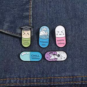 18 manualidades de metal personalizadas gato divertido Happy Chill Pill broche Pin Ángel con temática farmacia escuela sobreviviente Pin para estudiantes de medicina - Product Image 2