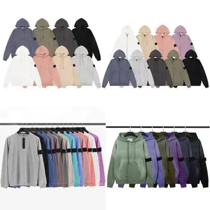 Sudadera con capucha de forro polar tejida para hombre, estilo clásico con insignia, marca de lujo, para otoño e invierno, versátil para parejas, para actividades. - Product Image 1