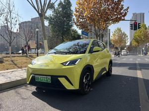 Voiture d'occasion BYD Seagull 2023 Édition gratuite 19800 km Sans accident Véhicule électrique pur à être produit en 2023 - Product Image 3