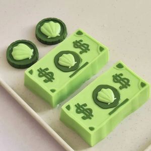 ของเล่นบีบคลายเครียดรูปเงินสดการ์ตูนขนาด 9 ซม. ใหม่ นุ่มมาก ของขวัญสำหรับเด็กและผู้ใหญ่ ช่วยเพิ่มอารมณ์ นำพาความมั่งคั่ง - Product Image 4