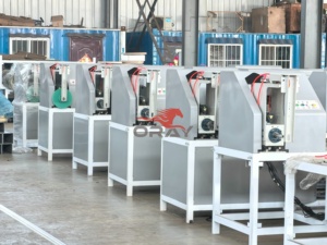 Máquina de Formación Automática de Grado Comercial con Servomotor Completo para la Fabricación de Camas para Mascotas y Rascadores para Gatos de Cartón Corrugado - Product Image 6