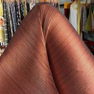 Vente chaude Chinois En Gros Double Couleurs <span class=keywords><strong>Brocart</strong></span> <span class=keywords><strong>Tissu</strong></span> Designer <span class=keywords><strong>Tissu</strong></span> pour Femmes Robe Stage Wear - Product Image 2