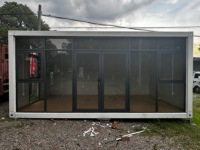 Maisons préfabriquées modernes en acier galvanisé détachable de 20 pieds et 40 pieds pour l'extérieur Hôtels Villas Entrepôts Conteneurs de bureau Gymnases