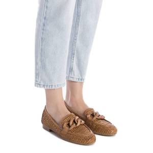 Mocassini da Donna Carmela in Pelle Beige, Scarpe Casual con Suola Piatta - Product Image 2