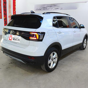 Voiture d'occasion <span class=keywords><strong>Volkswagen</strong></span> <span class=keywords><strong>T</strong></span>-<span class=keywords><strong>Cross</strong></span> 1.5L automatique, édition style, modèle 2023, 5 vitesses manuelle, 5 portes, 5 places, sans grands accidents - Product Image 4