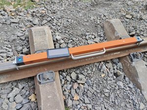 Digital Rail Straightness Measuring <b>Device</b> for <b>Track</b> Maintenance - Product Image 4