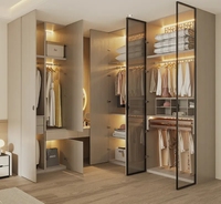 Placard moderne avec éclairage LED, placard intégré sur mesure, porte en verre, armoire de rangement multifonctionnelle pour chambre à coucher, système de placard de luxe