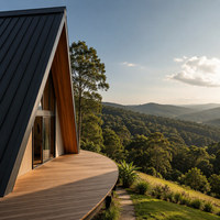 Cabane préfabriquée mobile en acier léger durable, structure en A, avec balcon panoramique