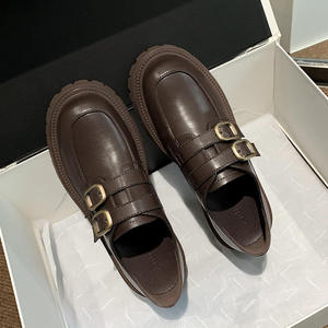 Ciabatte in pelle con plateau e tacco largo, modello Fugu Lofu, a punta, antiscivolo, da donna, per autunno, primavera ed estate, stile retrò. - Product Image 6