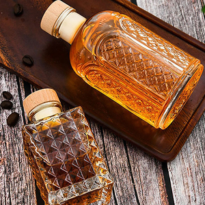 Bán Buôn 50Ml 100Ml 150Ml 200Ml Rỗng Nổi Thủy Tinh Vodka Gin Rượu Chai Với Bằng Gỗ Nút Chai Cap - Product Image 5