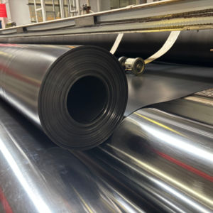 Geomembrana de HDPE Impermeable y Antifiltraciones Confiable para Vertederos, Acuicultura, Presas y Proyectos de Conservación de Agua - Product Image 1