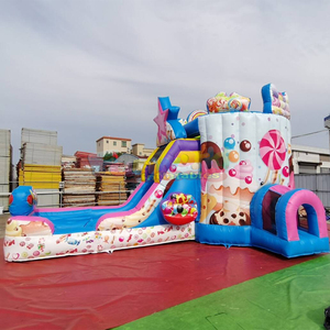 Château gonflable combiné pour enfants, avec toboggan, pour fêtes humides ou sèches, en forme de gâteau d'anniversaire - Product Image 1