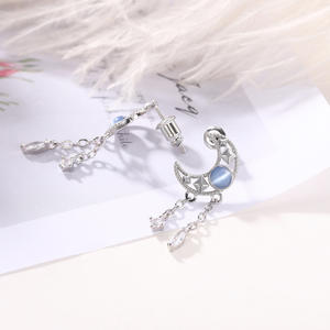 Pendientes Colgantes con Forma de Luna, Plata 925, Oro Blanco, Cristal, Diamantes de Imitación, Corte Pera, Engaste en Bisel, Románticos, para Uso Diario de Mujeres - Product Image 6