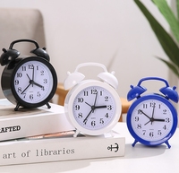Cartoon Student Bett kleinen Wecker Desktop Desktop Weck gerät Alarm Glocke Glocke Uhr
