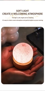 Veilleuse LED en forme d'étoile Lampe USB en bois Produit Explosion Lampe au design novateur moderne Veilleuse en verre avec boule de cristal - Product Image 2
