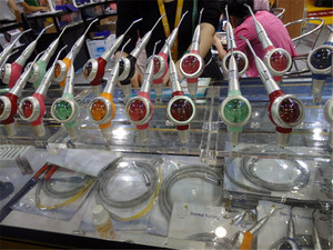 Lucidatore Dentale ad Aria Compressa di Alta Qualità a 2 o 4 Fori per Pulizia Dentale - Product Image 5